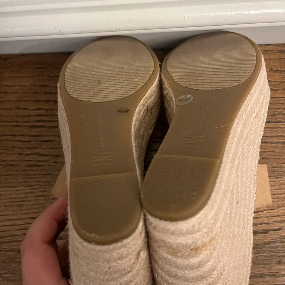 INC Beige Platform Catiana Almond Toe Wedge Buckle Espadrille Shoes‎ 8.5